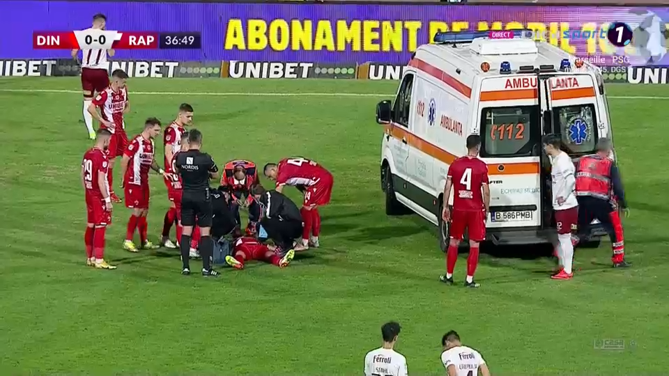 Momente de panică la Dinamo - Rapid! Răuță a căzut la pământ și a cerut rapid intervenția medicilor _9