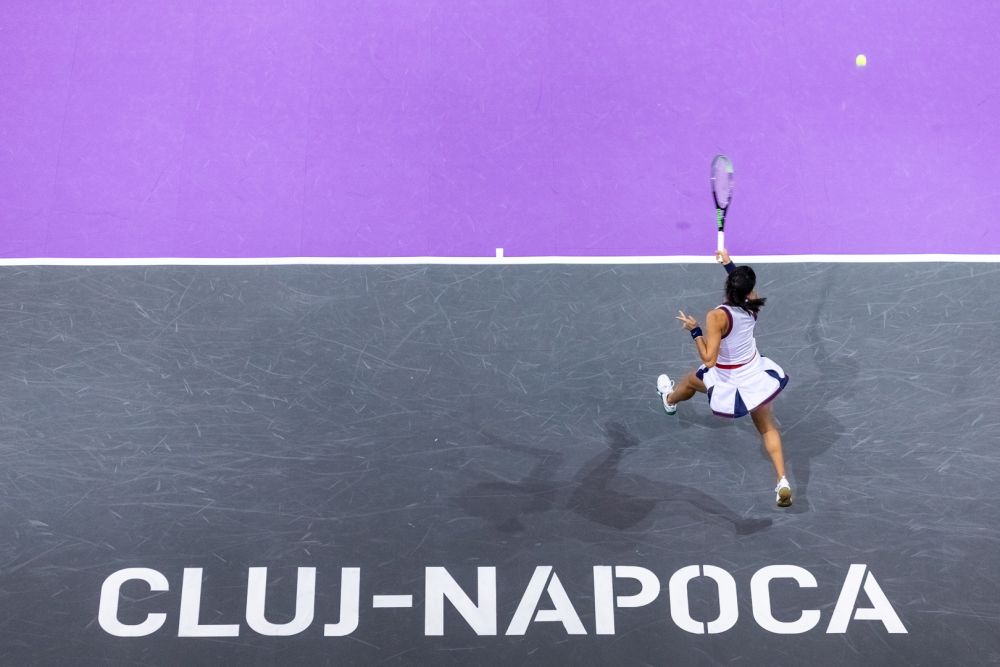 „Mi-a plăcut să joc împotriva unei românce!” Gest incredibil: ce a făcut Emma Răducanu cu trofeul câștigat la US Open_1