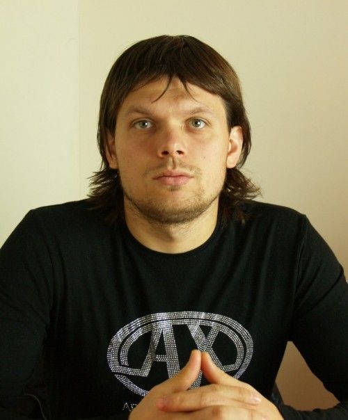 Al câtelea fotbalist moldovean de la Dinamo este Cătălin Carp. Primul basarabean a jucat în ”Ștefan cel Mare” acum 20 de ani_12
