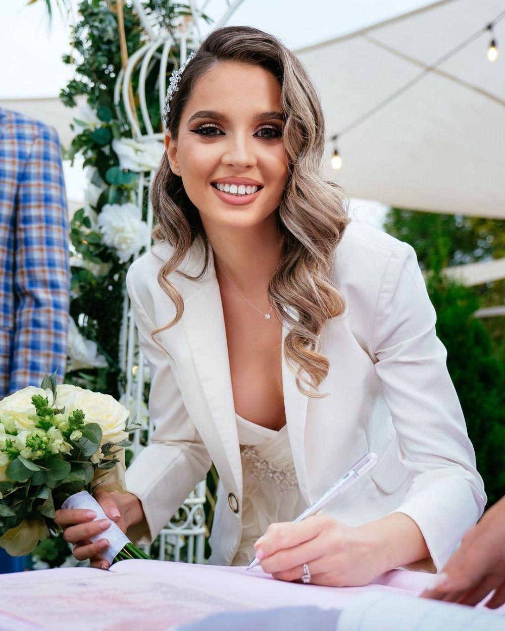 Imagini noi de la nunta căpitanului de la FCSB. Soția lui Florin Tănase, o adevărată apariție într-o rochie spectaculoasă_3