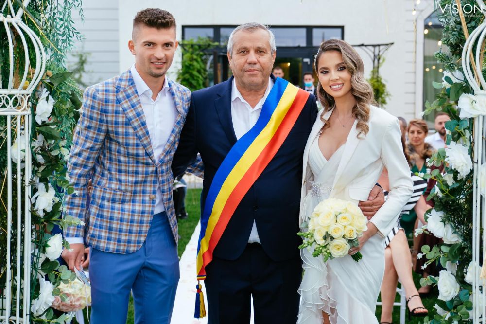 Imagini noi de la nunta căpitanului de la FCSB. Soția lui Florin Tănase, o adevărată apariție într-o rochie spectaculoasă_25