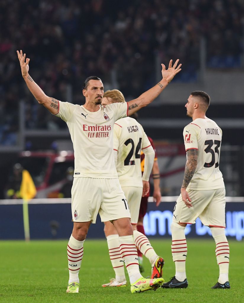 Zlatan încă poate! :) 400 de goluri la 40 de ani! A înscris din lovitură liberă împotriva Romei lui Mourinho _17