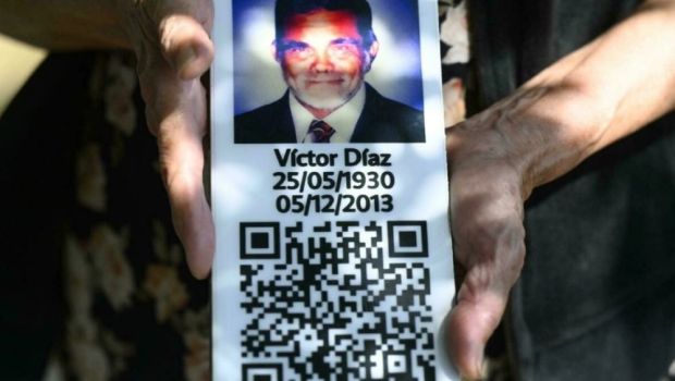 
	TEHNOLOGIE | Cod QR pentru pietrele funerare! De ce vin locuitorii din San Salvador cu smartphone-urile la cimitir
