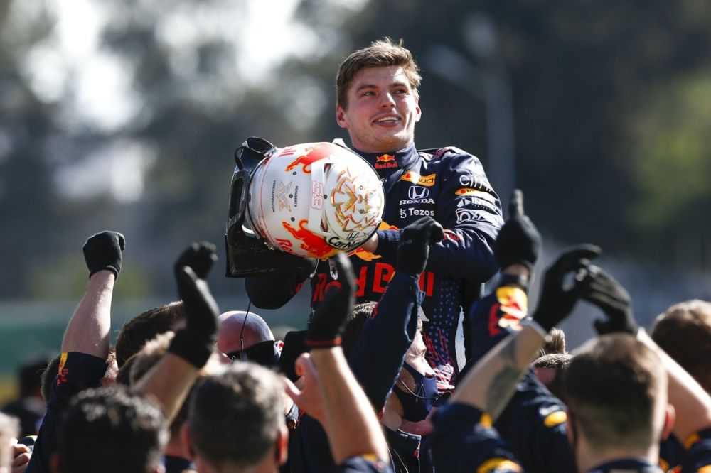 Max Verstappen, dominator în Marele Premiu al Mexicului. Cum arată clasamentul mondial al piloților_1