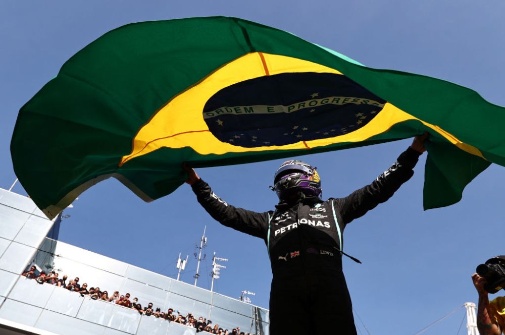 "A fost cea mai grea cursă!". Revenire spectaculoasă pentru Hamilton: a câștigat în Brazilia după ce a pornit de pe 10_4