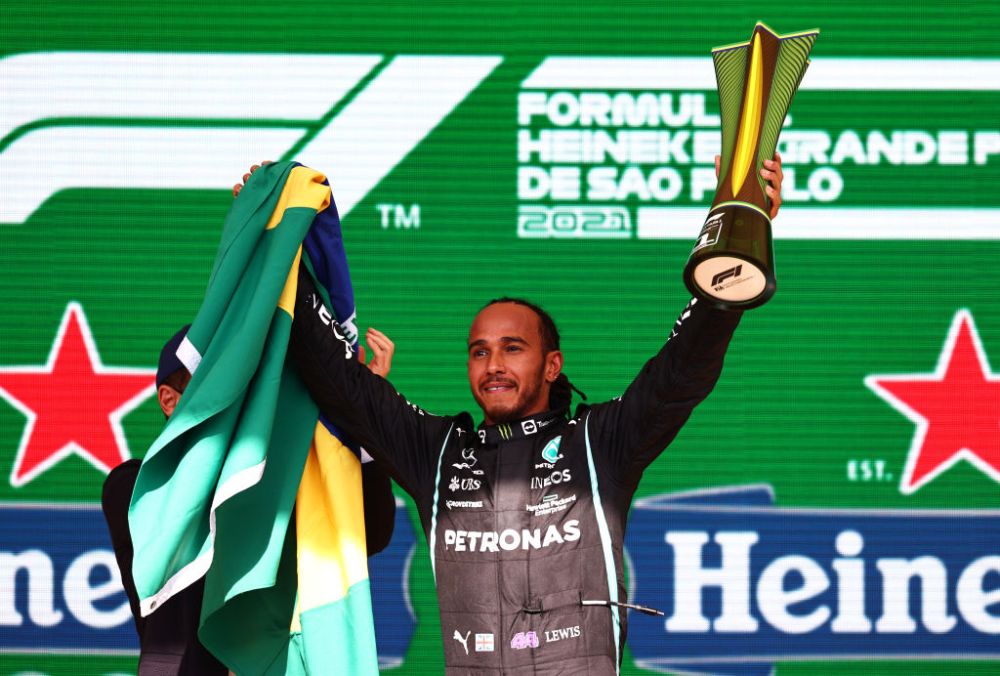 "A fost cea mai grea cursă!". Revenire spectaculoasă pentru Hamilton: a câștigat în Brazilia după ce a pornit de pe 10_7