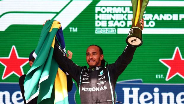 
	&quot;A fost cea mai grea cursă!&quot;. Revenire spectaculoasă pentru Hamilton: a câștigat în Brazilia după ce a pornit de pe 10
