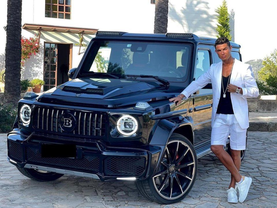 Viața fabuloasă a lui Ronaldo: cea mai scumpă mașină l-a costat mai mult decât cea mai scumpă vilă_3
