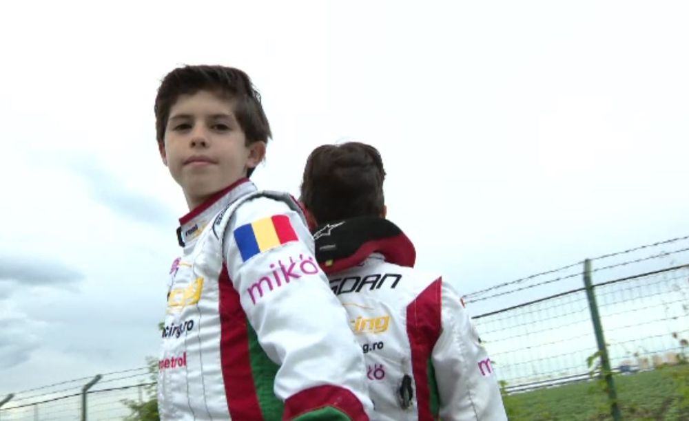 Un puști de 12 ani din România a reușit să câștige titlul mondial la karting, la categoria sa_2
