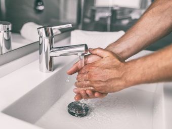 
	Cum să ne spălăm corect pe mâini și când trebuie să o facem
