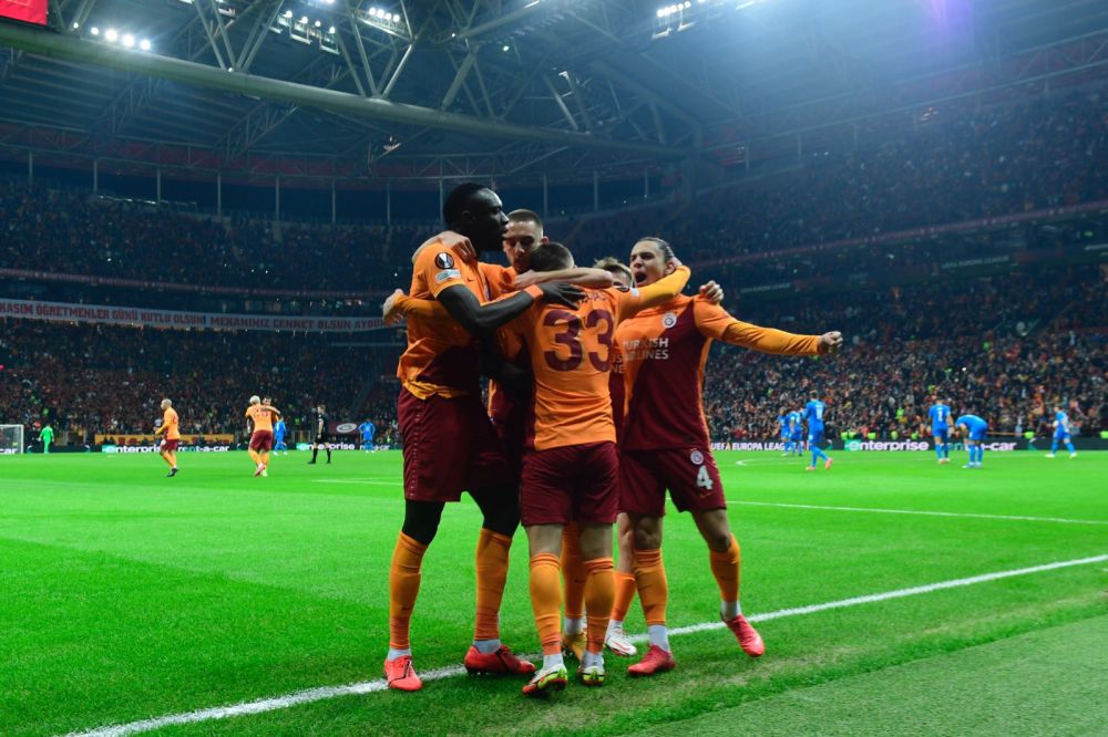 Galatasaray - Marseille 4-2. Cicâldshow la Istanbul! Românul, cu gol și assist, a fost înlocuit de Moruțan_4