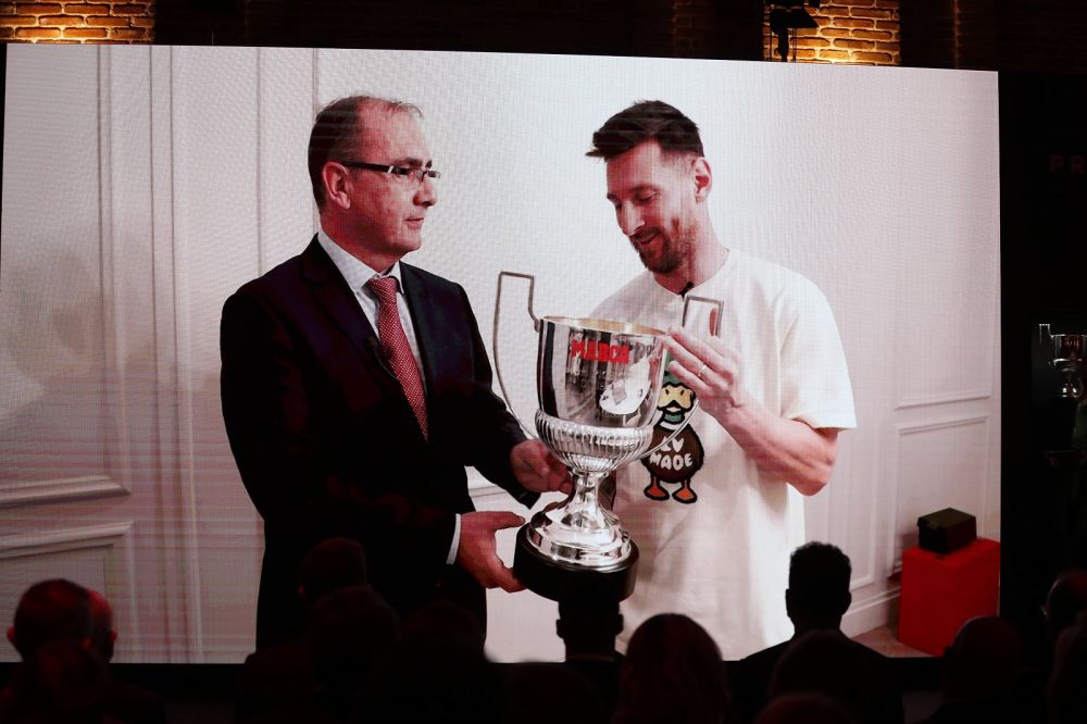 Messi, la ultimul trofeu câștigat în La Liga! Argentinianul a fost premiat pentru sezonul trecut_4