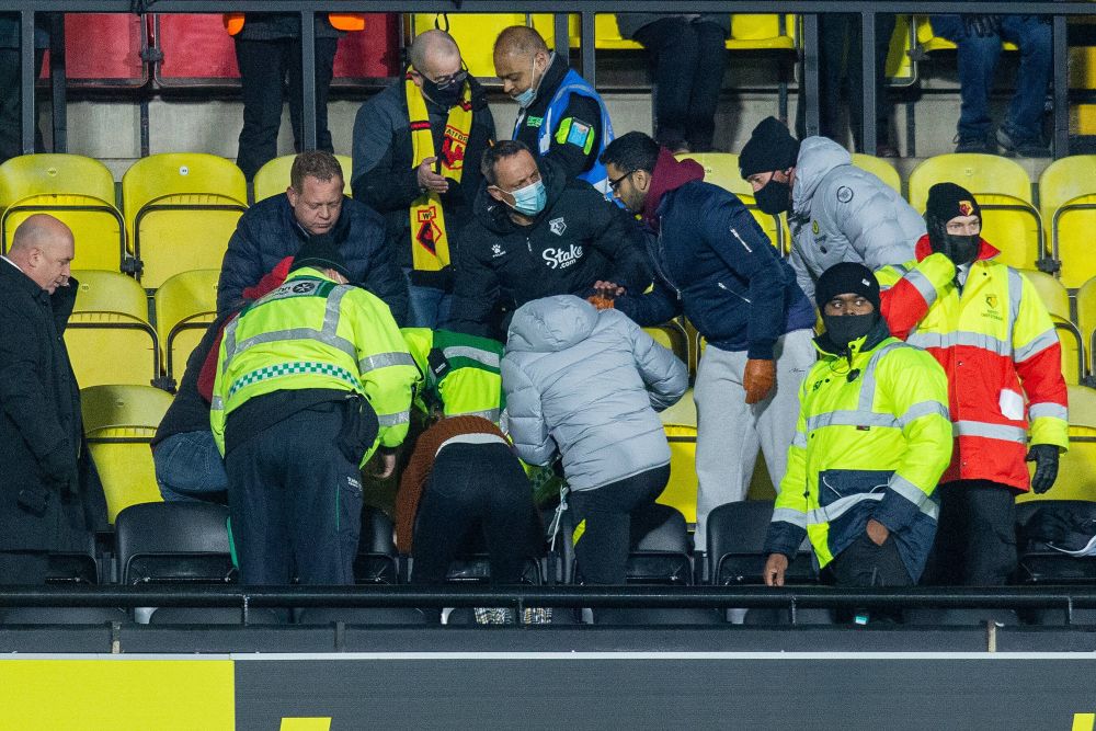 Momente de panică la Watford - Chelsea! Un suporter a suferit un stop cardiac în tribune _4