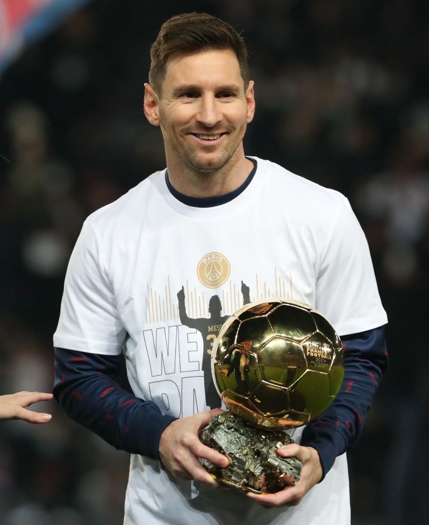 Ce s-a întâmplat pe Santiago Bernabeu în timp ce Messi își prezenta Balonul de Aur la Paris. Totul are legătură cu Benzema_5