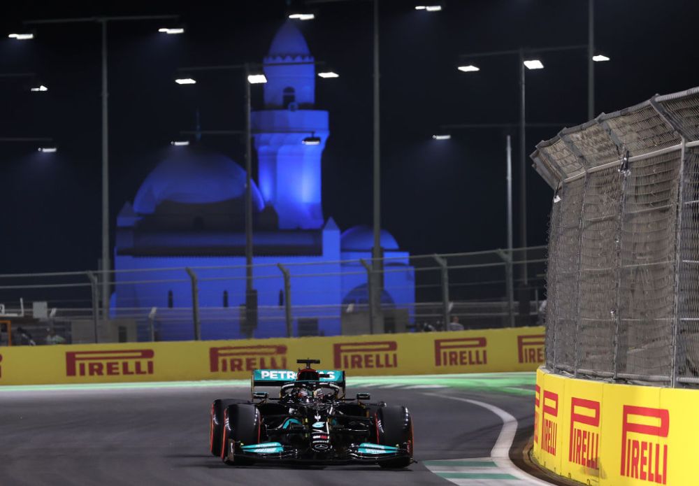 Lewis Hamilton, în pole position la MP al Arabiei Saudite. Lupta pentru titlul mondial se dă în ultimele două curse_1