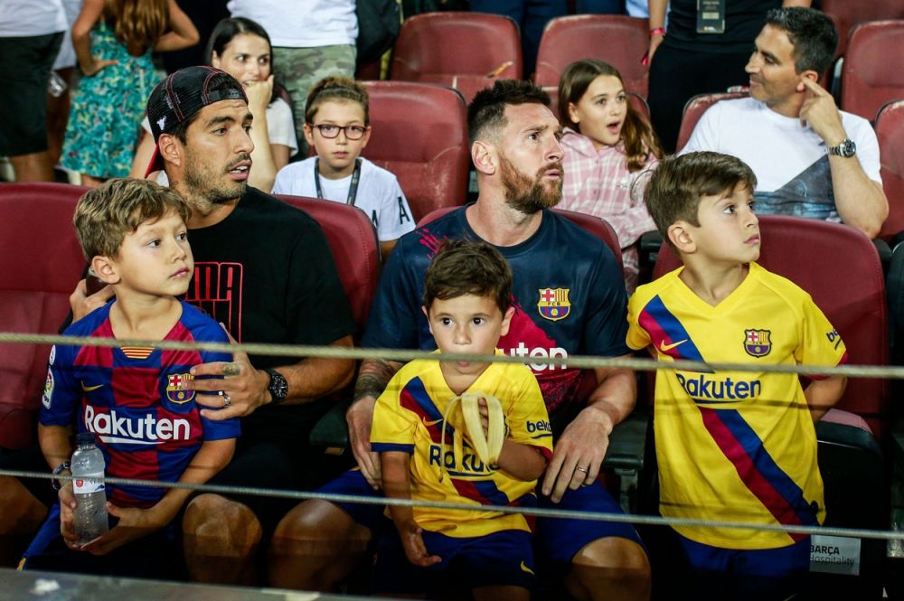 „Mi-a spus că suferă mult!” Suarez dezvăluie ce i-a mărturisit Leo Messi legat de transferul în Franța _11