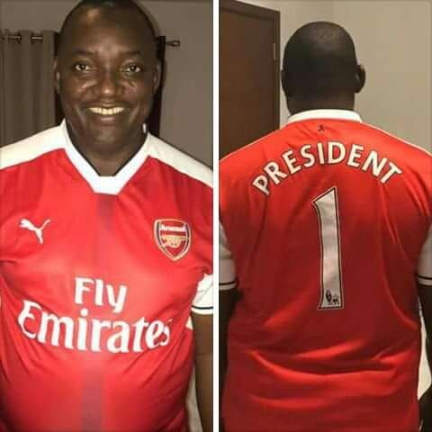 Fanul lui Arsenal care din agent de pază în Londra a devenit președintele țării. E bigam și a trecut printr-o tragedie_1