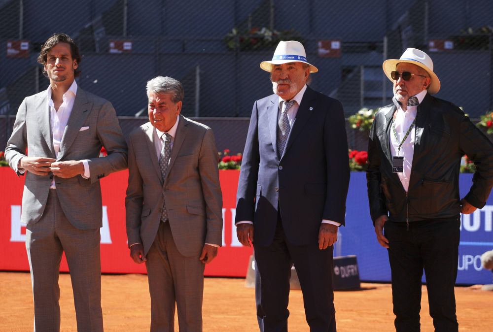 Doliu în tenis! Manolo Santana, cvadruplu câștigător de Grand Slam, s-a stins din viață la 83 de ani _7