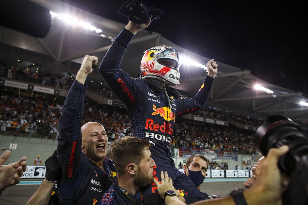 Max Verstappen, sincer după ce a devenit campion mondial: "În sfârșit, puțin noroc!". Reacția lui Hamilton_4