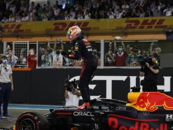 
	Max Verstappen, sincer după ce a devenit campion mondial: &quot;În sfârșit, puțin noroc!&quot;. Reacția lui Hamilton
