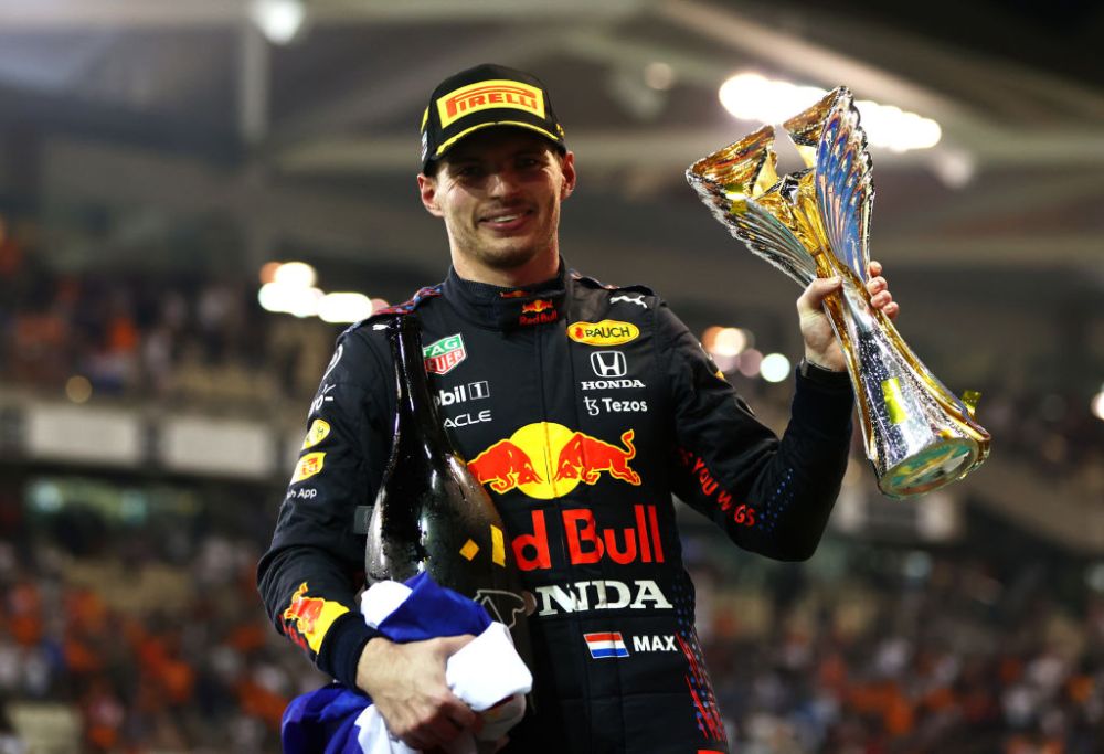 După muncă și răsplată! Max Verstappen va avea un salariu uriaș în 2022, după ce a câștigat titlul mondial în Formula 1 _4