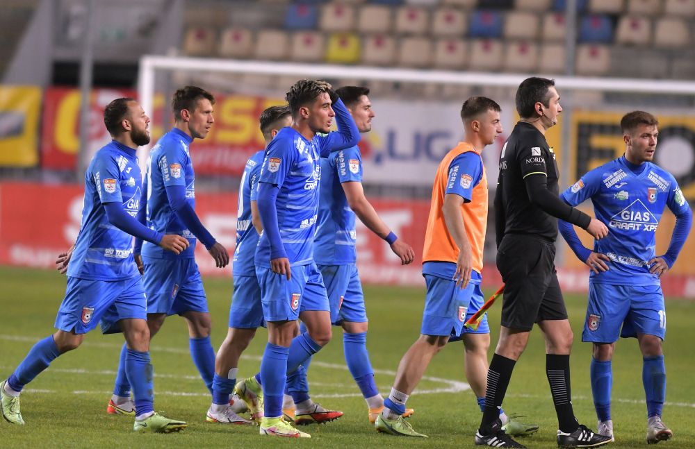 Chindia - FCU Craiova 0-3! Dezastru pentru Săndoi! Oltenii câștigă la primul meci după plecarea lui Trică_1