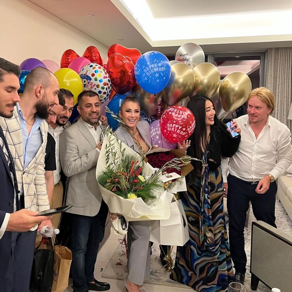 Anamaria Prodan, aniversare luxoasă la Burj Al Arab. A sărbătorit alături de prieteni într-un decor impresionant_13