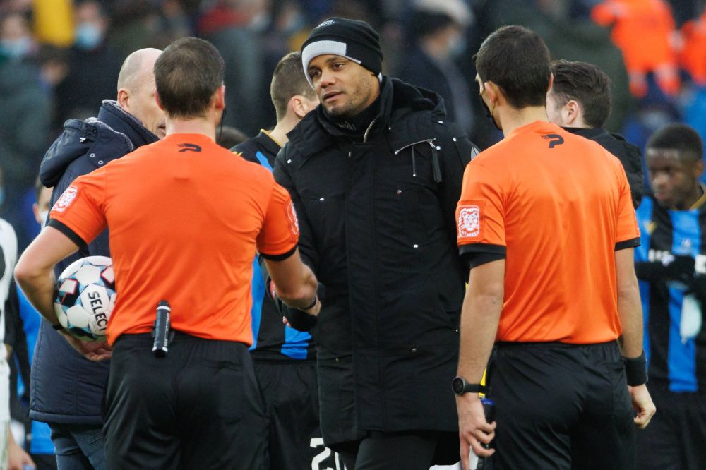 Kompany, dezgustat după meciul cu Brugge: „ Ne-au făcut 'maimuțe' tot meciul. Sunt devastat!”_2