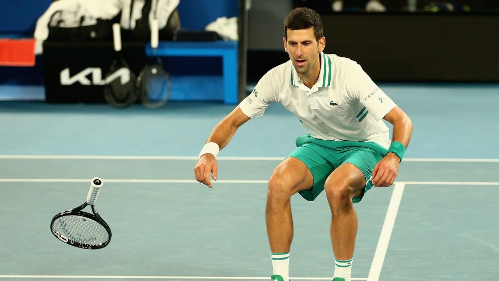 Tatăl lui Novak Djokovic lansează bomba: „Organizatorii Australian Open trebuie să decidă dacă îl lasă sau nu să joace.”_1