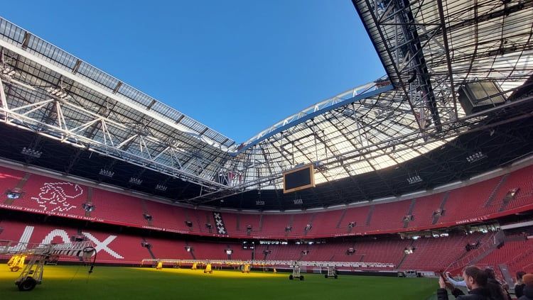 REPORTAJ | Din fabrica de staruri a lui Ajax Amsterdam. Românii puși la loc de cinste în ”templul” lui Johan Cruyff_6