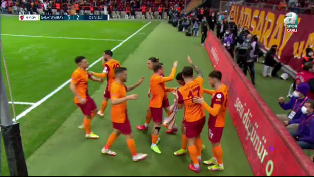 
	Cicâldău și Moruțan, titulari în meciul nebun cu Denizlispor! Galata, eliminată din Cupă după ce a revenit de două ori
