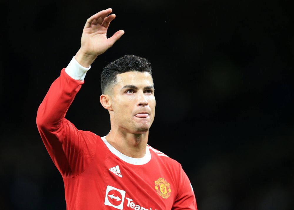 Ronaldo, aproape să o comită în ultimul meci din Premier League! Le-a oferit mingea ”pe tavă” adversarilor_5