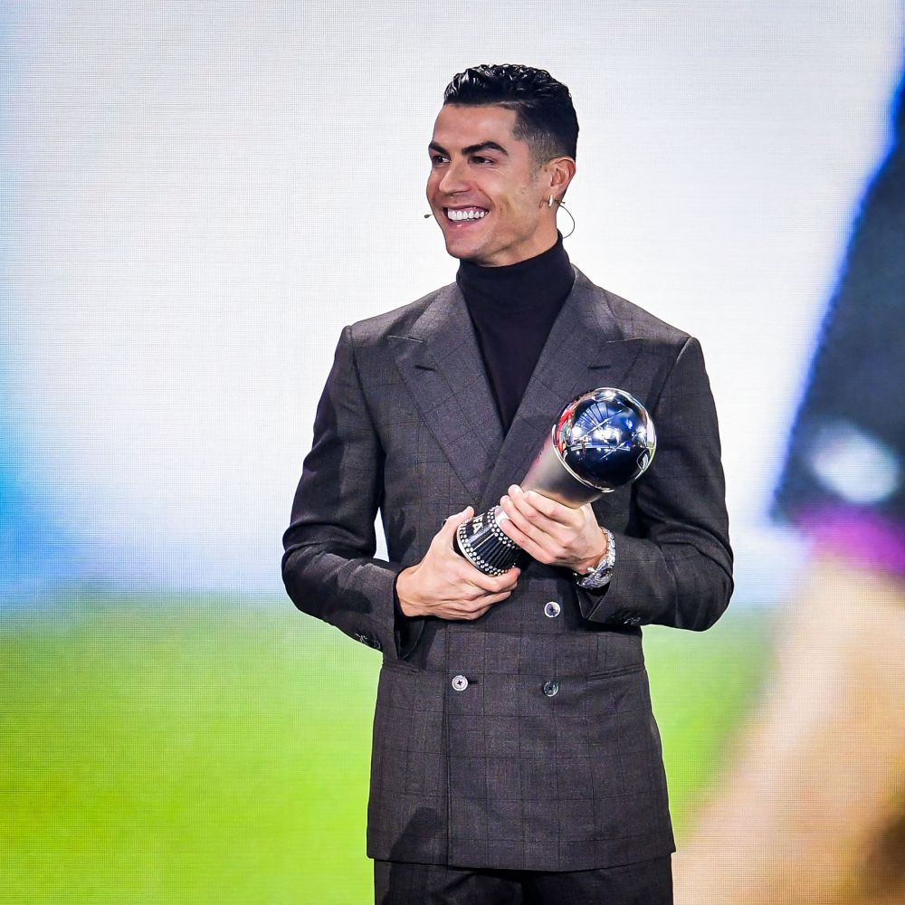 Cristiano Ronaldo, apariție neașteptată la gala FIFA! Starul portughez a fost premiat și a vorbit despre retragere_5