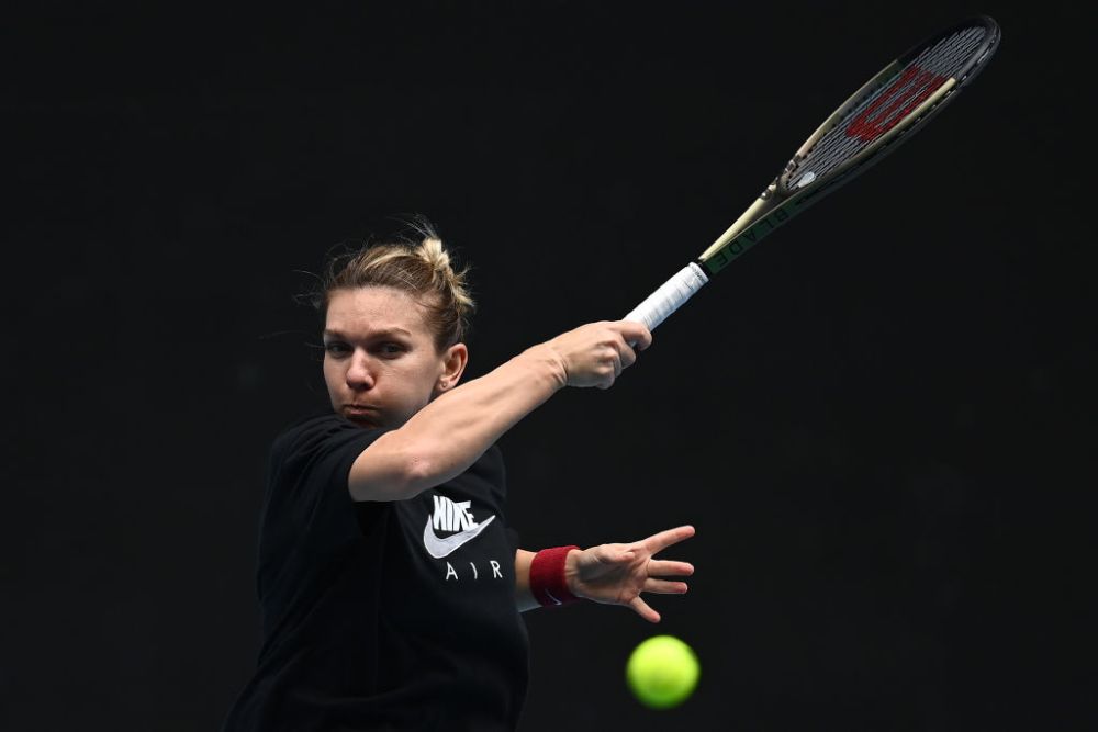 „The Lady in Red” Simona Halep a făcut spectacol în turul 1 la Melbourne, amintind de tenisul ofensiv prestat în 2018_12