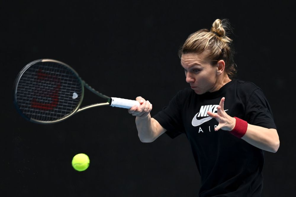 „The Lady in Red” Simona Halep a făcut spectacol în turul 1 la Melbourne, amintind de tenisul ofensiv prestat în 2018_15