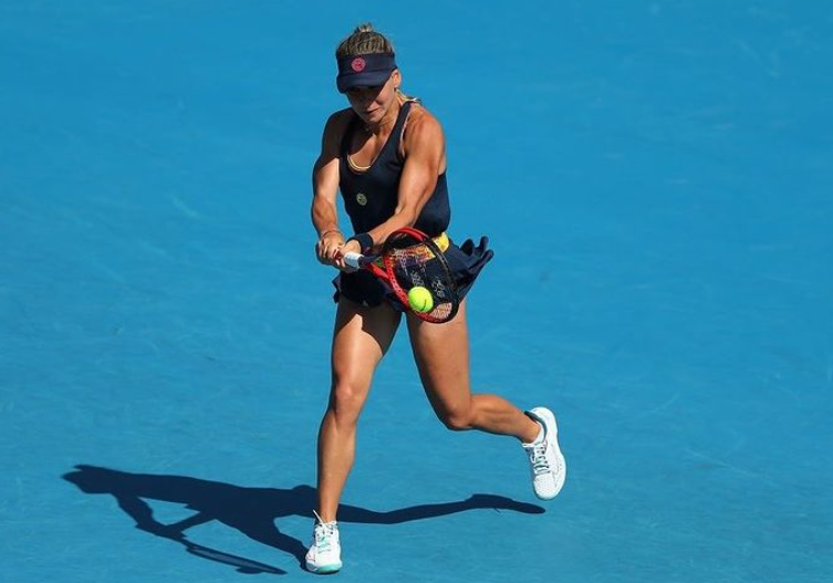 „Promit că am venit aici să joc tenis!” Eliminată de la Australian Open, Irina Bara pozează la plajă _6