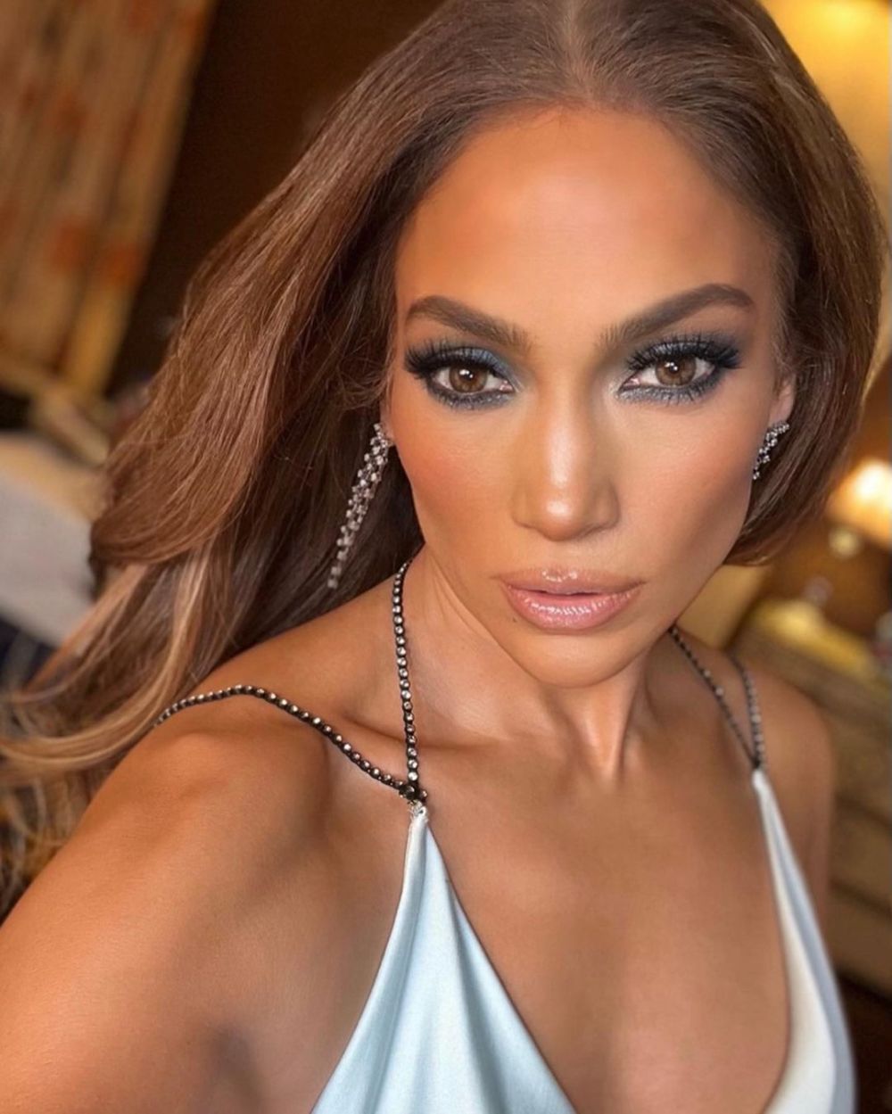 Fiica lui Jennifer Lopez, departe de stilul vestimentar sexy al vedetei. Cum arată Emme, considerată „Rățușca cea urâtă”, la 13 ani _20
