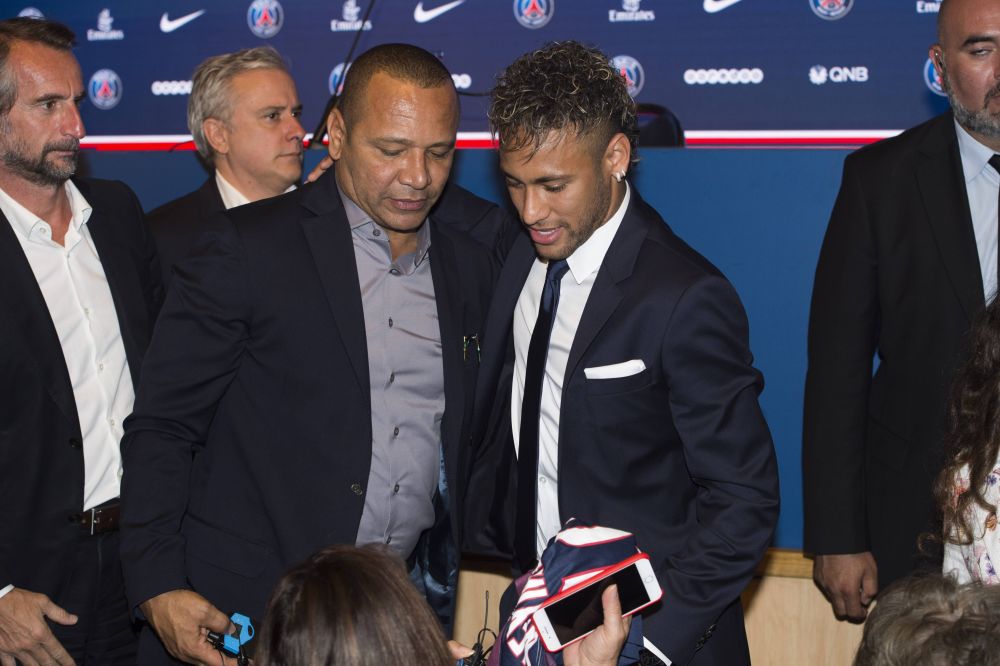 Scandal major între Neymar și tatăl său după ce fotbalistul lui PSG a fost acuzat de viol: „Îți pierzi tatăl!” _2