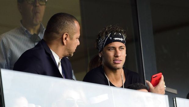 
	Scandal major între Neymar și tatăl său după ce fotbalistul lui PSG a fost acuzat de viol: &bdquo;Îți pierzi tatăl!&rdquo;&nbsp;
