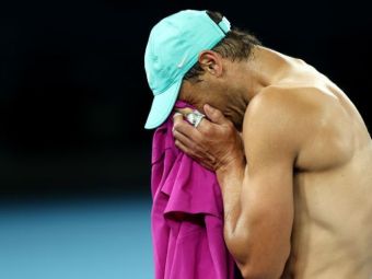 
	Nu l-ai mai văzut așa pe Rafael Nadal niciodată: tenismenul spaniol a plâns ca un copil după calificarea în finala AO 2022
