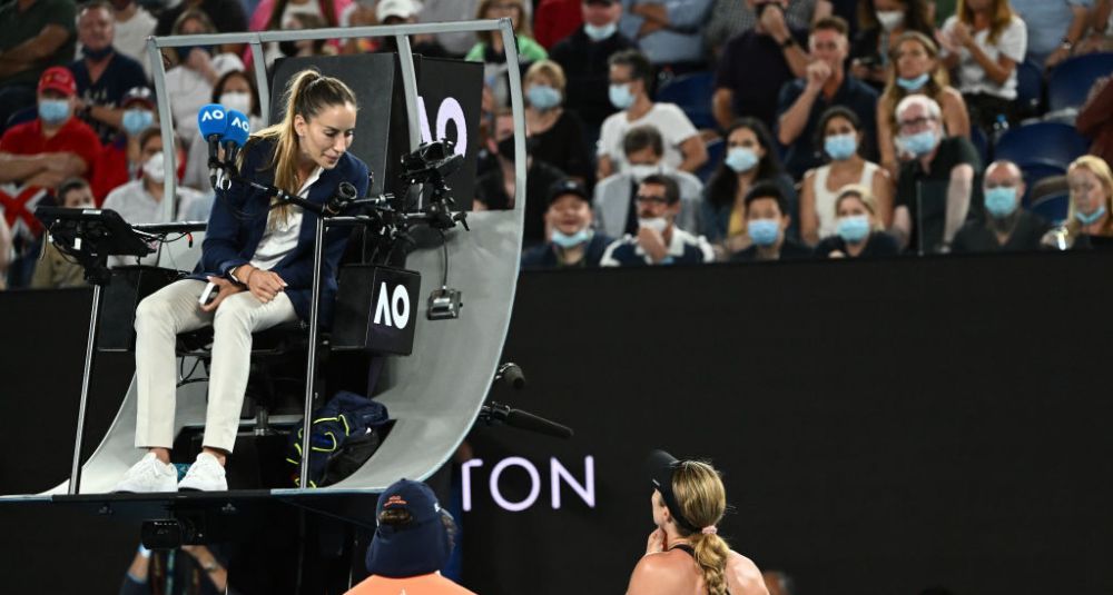 Arbitra sexy din Serbia, Marijana Veljovic a oficiat finala Australian Open, Barty - Collins_13