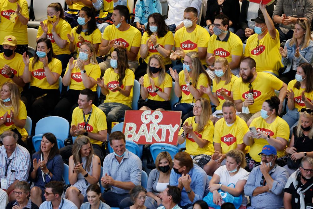 „Gladiatorul australian”: Russell Crowe, spectator la finala Australian Open: cum a reacționat când Barty a câștigat_3