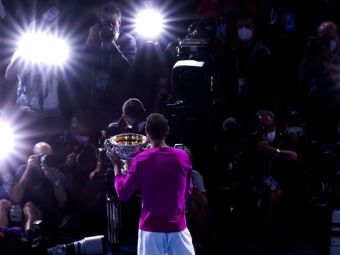
	Înjurătură scăpată în direct la TV de Rafael Nadal, după finala AO 22: &bdquo;Mi-am spus &#39;la dracu!&#39;, iar pierd după ce am break avantaj!&rdquo;&nbsp;
