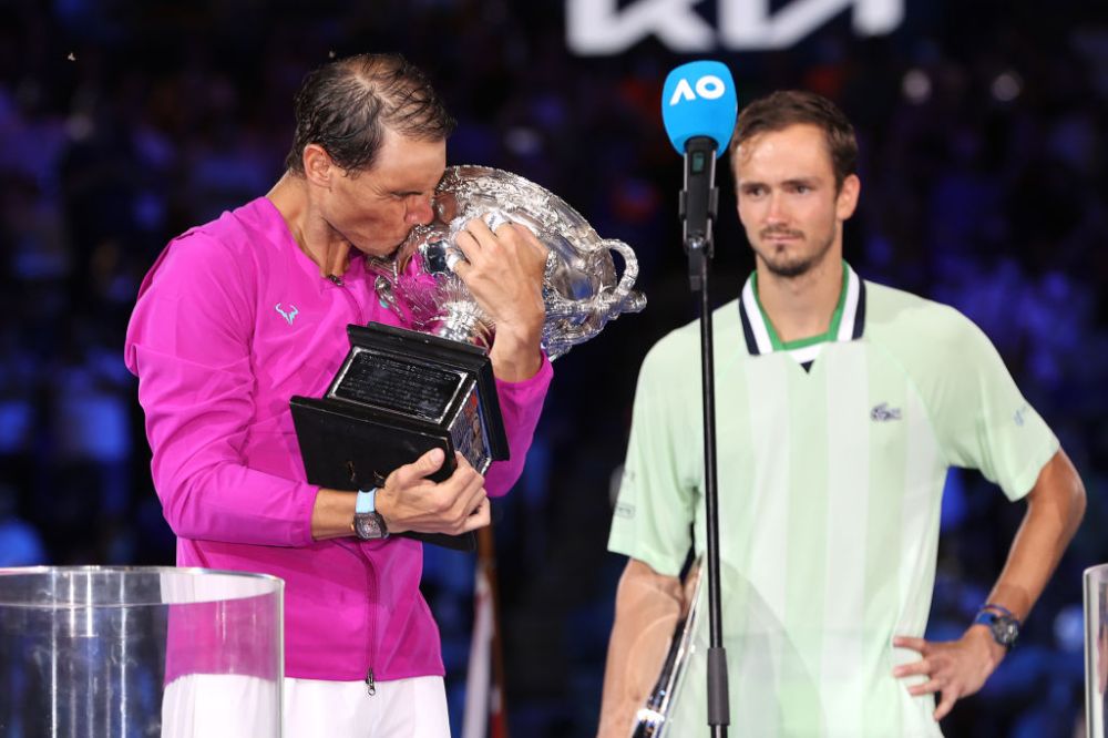 Plictisit de protocoalele tenisului: Daniil Medvedev a avut o reacție incredibilă în timpul ceremoniei de premiere_13