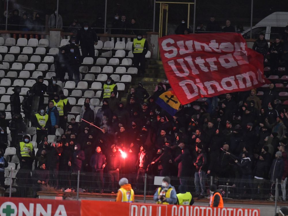 Au curs ironiile pentru Dinamo! Scandările și bannerele afișate de fanii lui FCSB: "Ultimul meci față în față"_5
