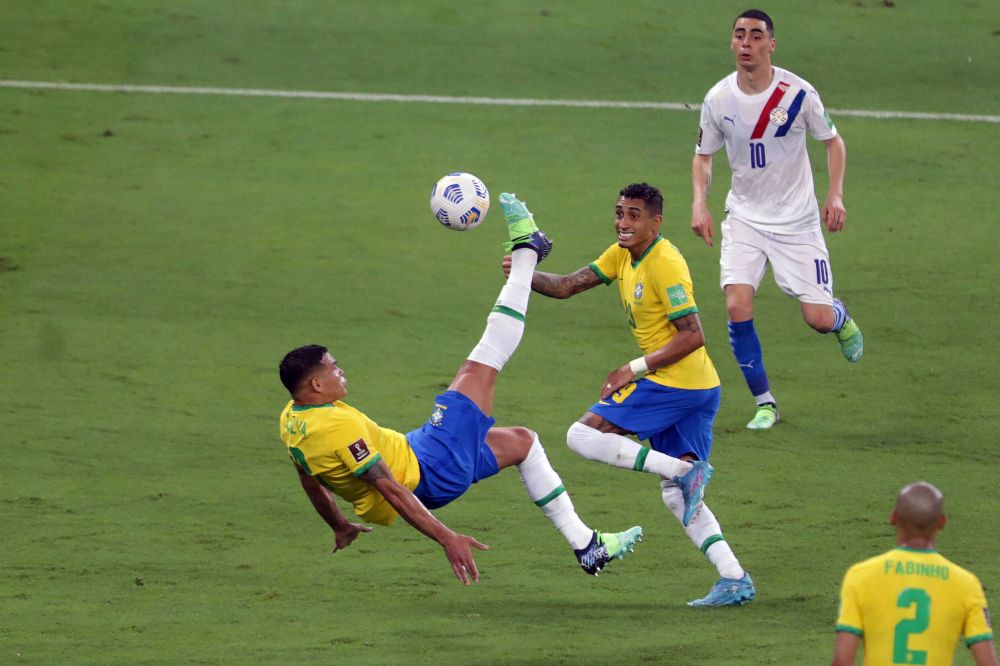 Vinicius și Coutinho, magistrali în Brazilia - Paraguay! Dribling de 'arătat întregii lumi' și gol pentru record_9