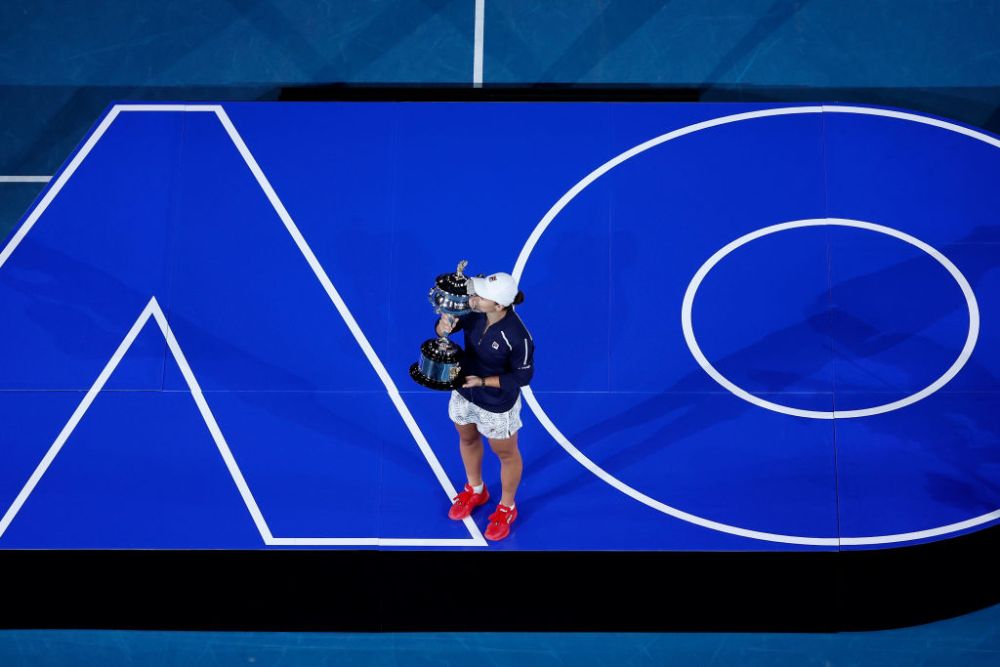 Retrasă din tenis și devenită jucătoare de cricket, Ashleigh Barty a fost convinsă de Serena Williams să se întoarcă în WTA_1