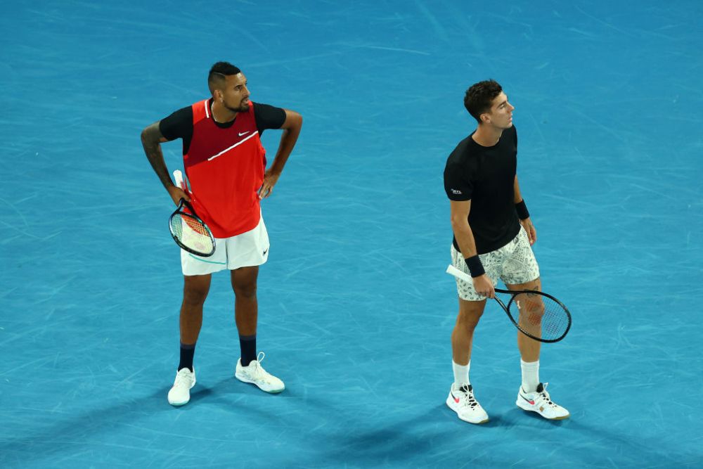„I-a dat cu seen?” :) Lleyton Hewitt l-a ignorat total pe campionul de Grand Slam, Kyrgios, când a făcut lotul de Cupa Davis_9