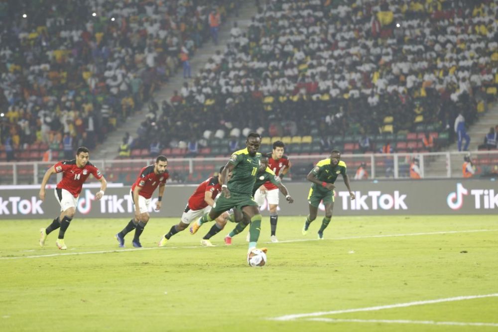 Mane l-a bătut pe Salah! Senegalul câștigă Cupa Africii după o finală decisă la penalty-uri cu Egipt_1