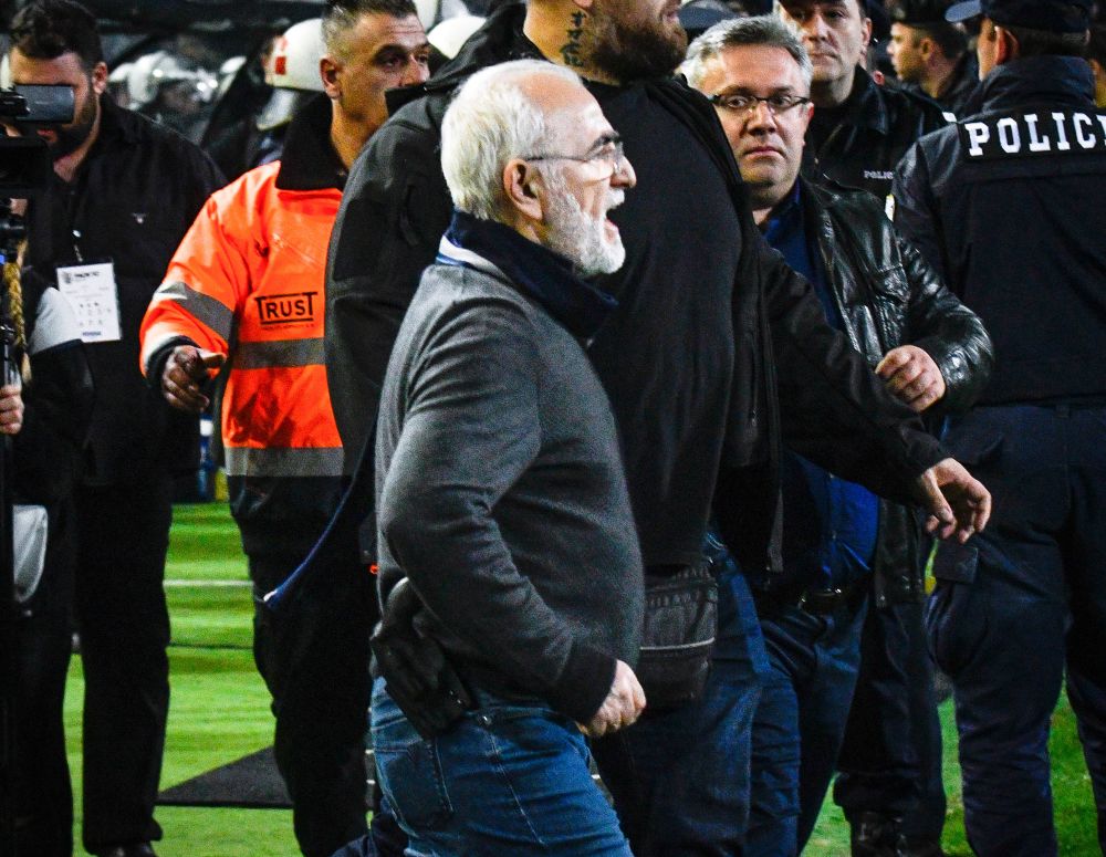 Patronul din Liga 1 interzis un an pe stadioane: ”Dacă făceam precum cel de la PAOK, să intru cu pistolul pe teren, mai înțelegeam”_7